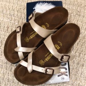 Birkenstock Mayari Sandal